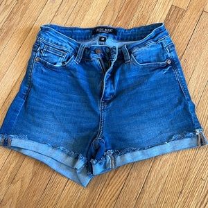 Judy blue shorts